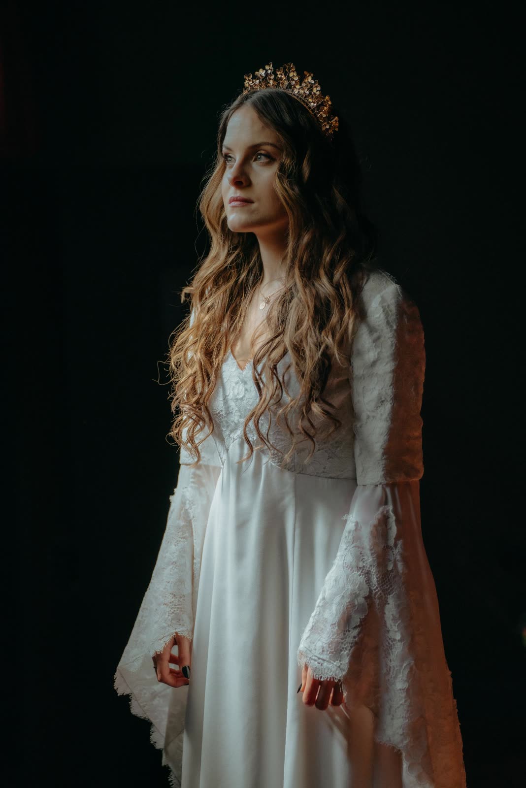 Bride in a wedding dress altered by Sarah Stoute Bespoke, Christchurch — photo 13