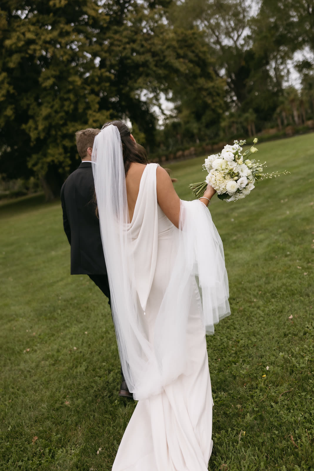 Bride in a wedding dress altered by Sarah Stoute Bespoke, Christchurch — photo 40