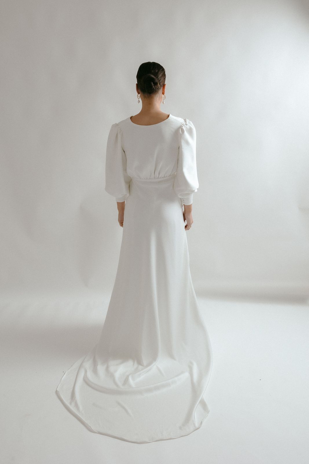 Emilia bespoke wedding gown by Sarah Stoute — photo 2