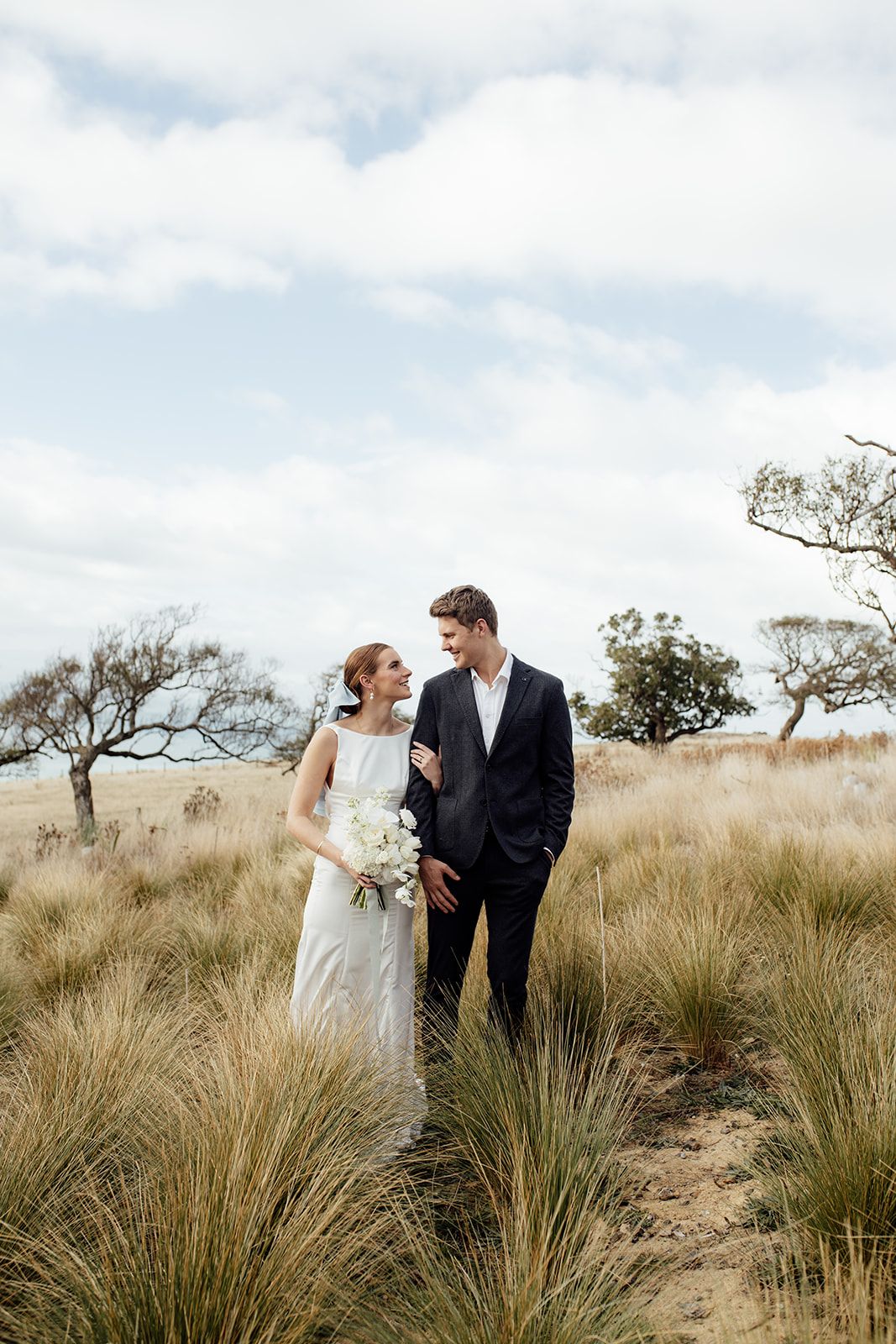 Autumn bridal editorial at Ridgecliff, Banks Peninsula — bespoke gown by Sarah Stoute — photo 9