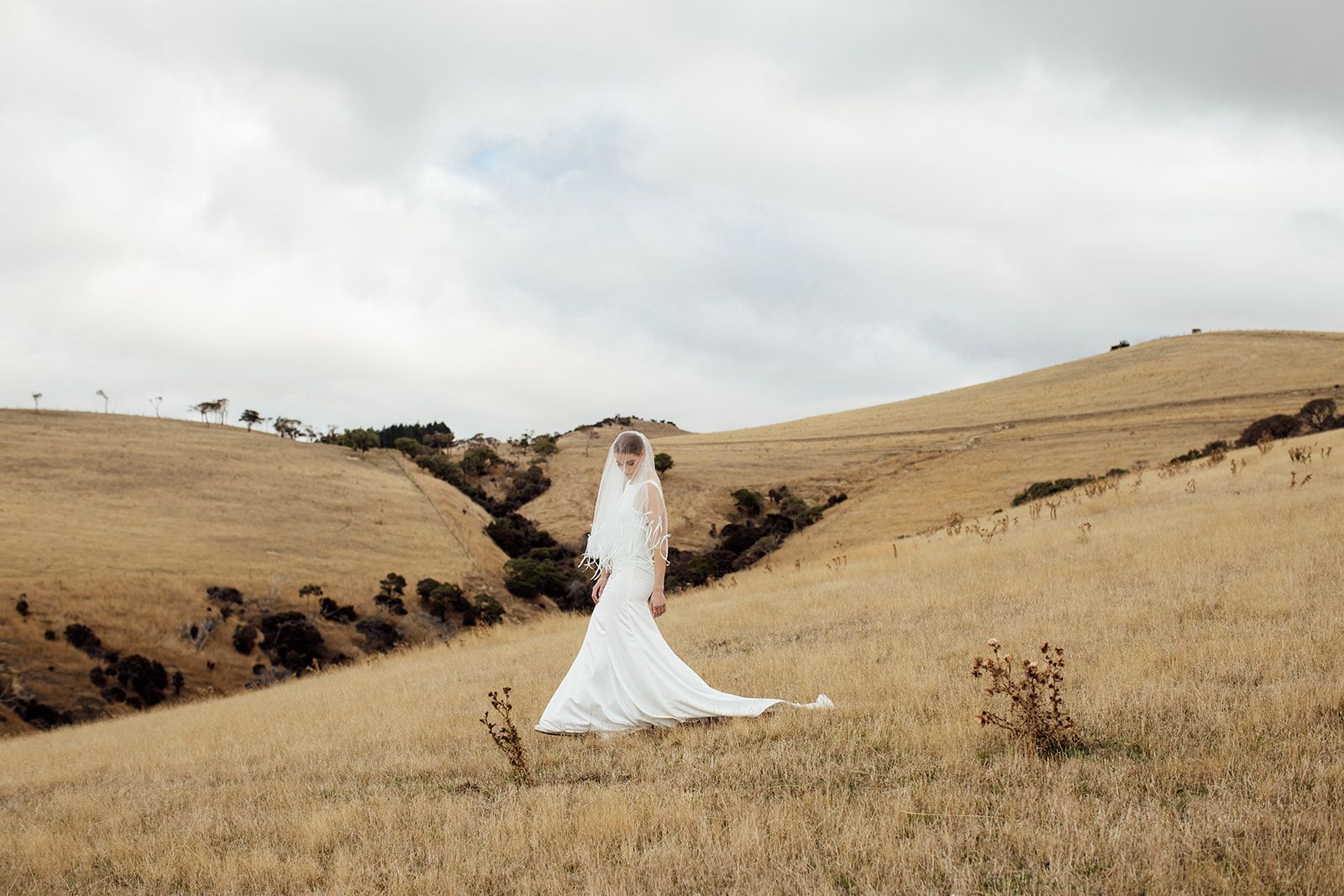 Autumn bridal editorial at Ridgecliff, Banks Peninsula — bespoke gown by Sarah Stoute — photo 12