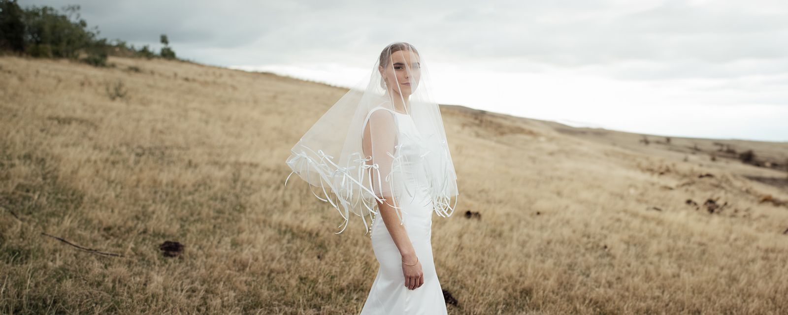 Autumn bridal editorial at Ridgecliff, Banks Peninsula — bespoke gown by Sarah Stoute — photo 20