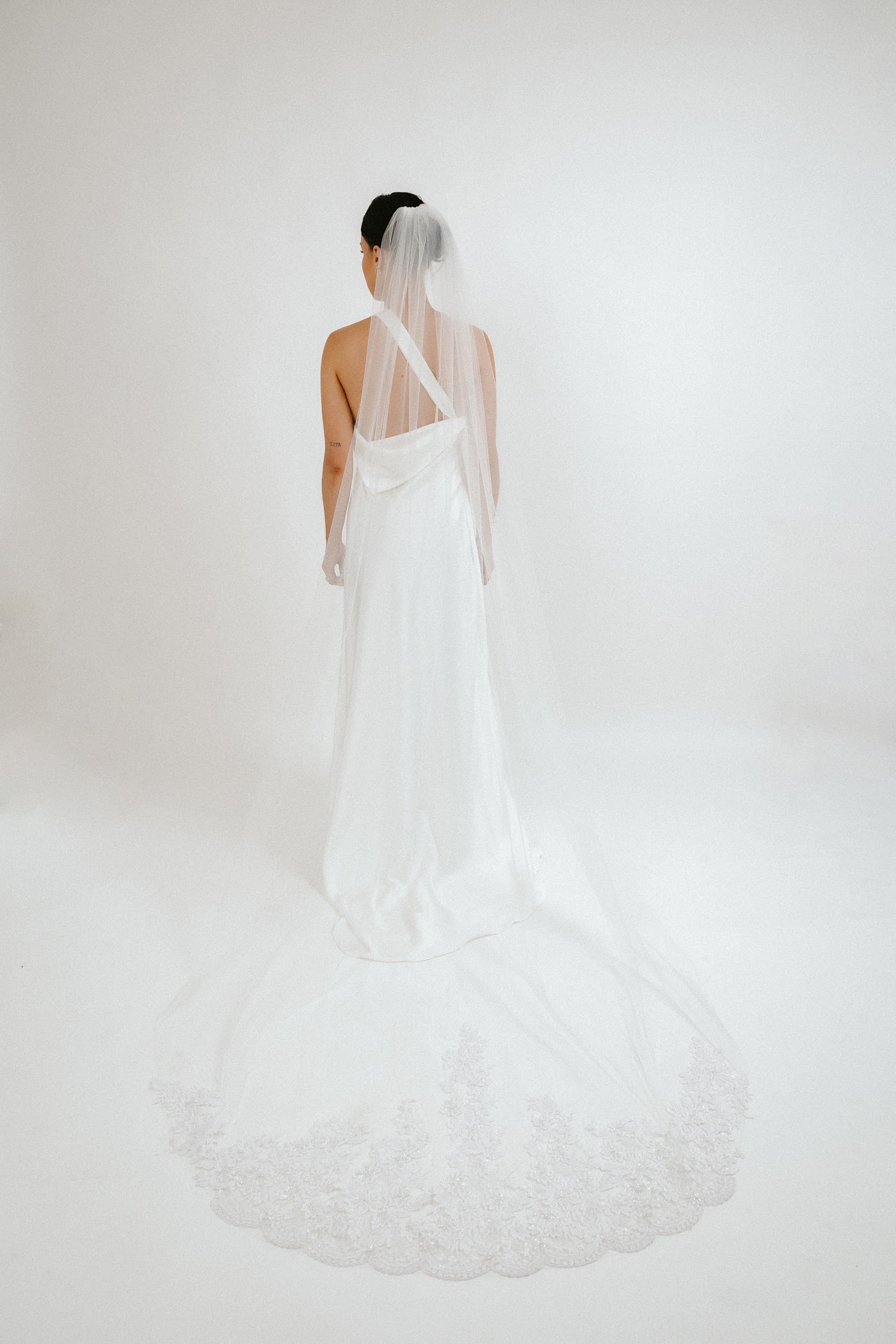 Embroidery Appliqué Veil